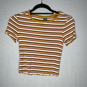 Wild Fable orange and yellow stripped crop tee- XS